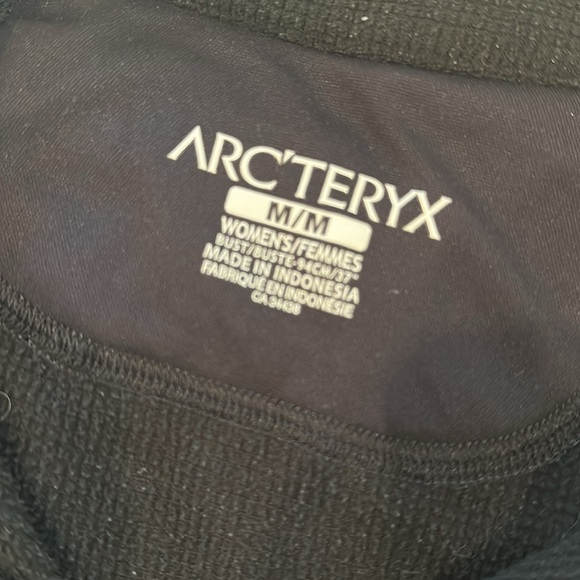 Arc'teryx Black Zip-Up light weight layer sz women’s m - Picture 3 of 4